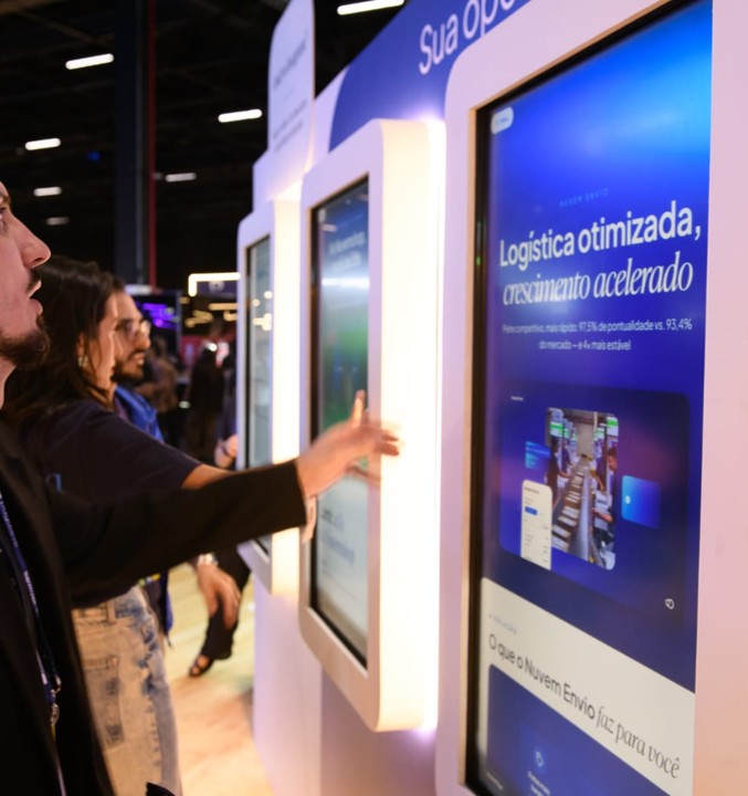 tv+touchscreen+locacao tv+touchscreen+locacao